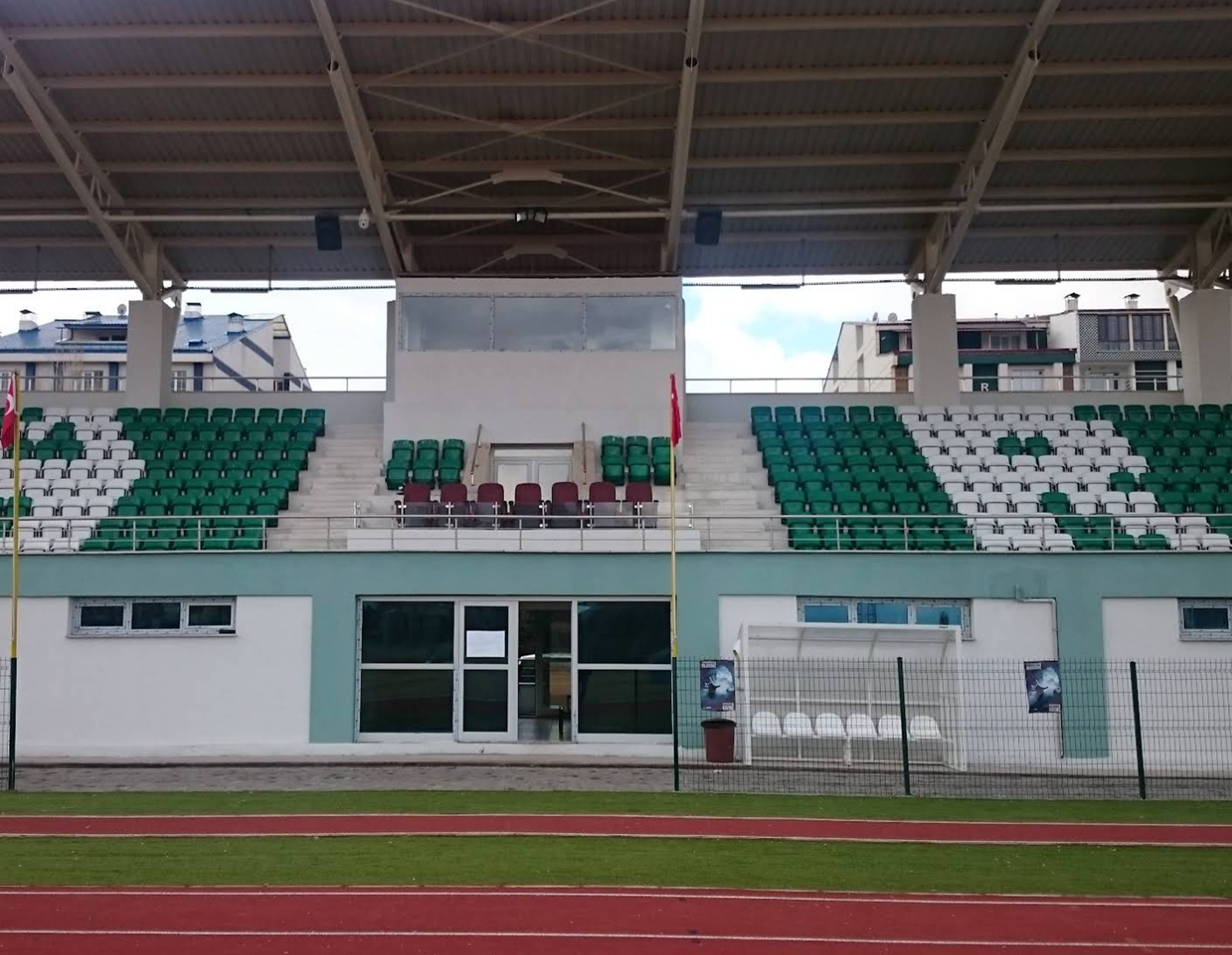 Kars City Stadium (1750m)