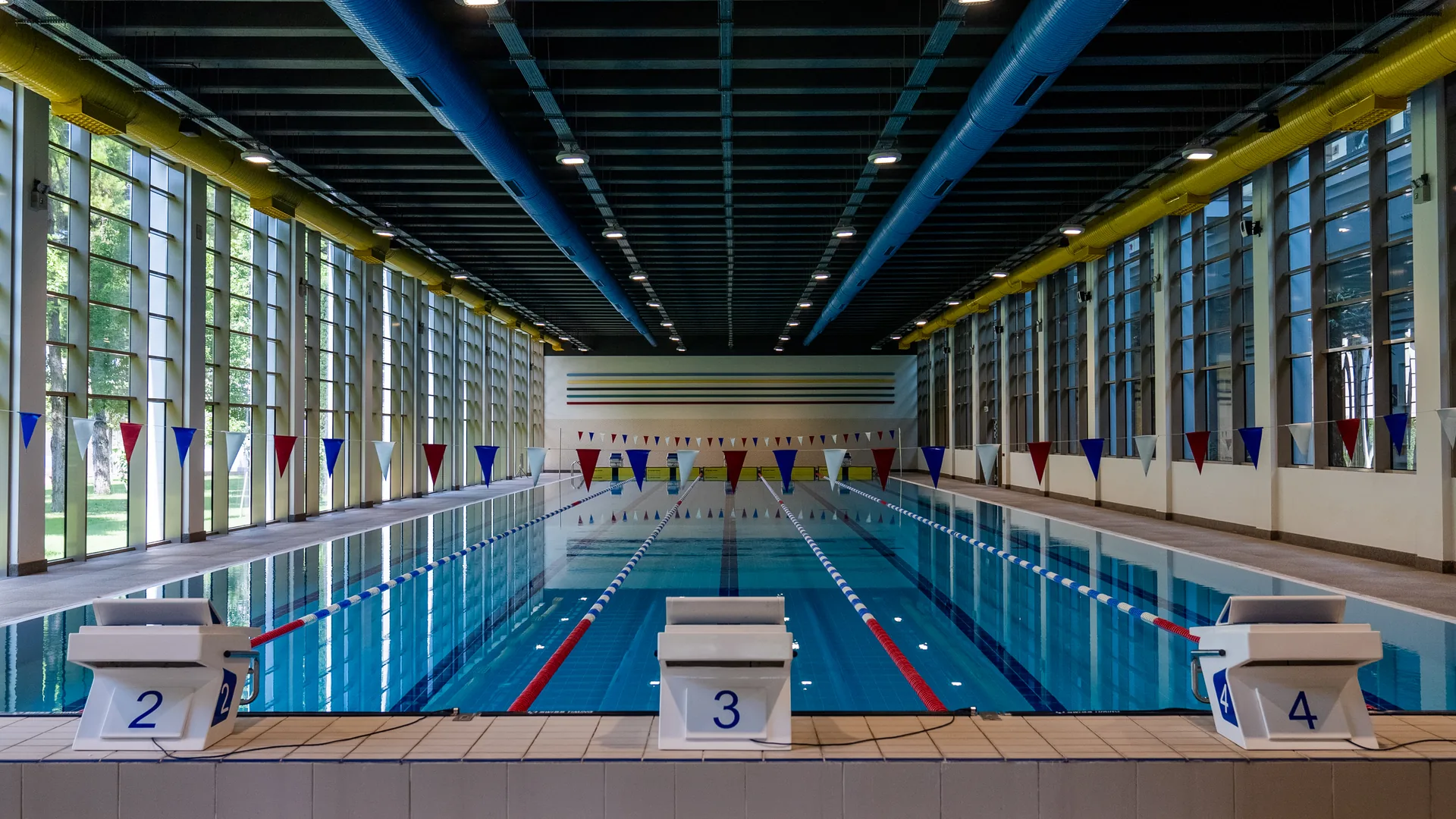 Indoor swimming pool at Gloria Sports Arena
