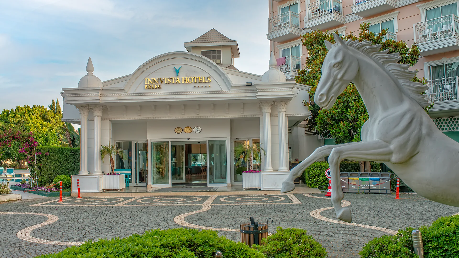 Main entrance of Innvista Hotels Belek