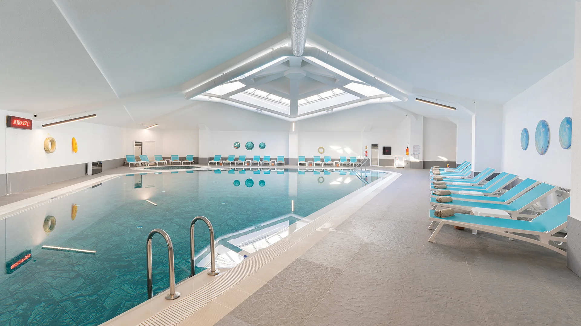 Indoor swimming pool at Innvista Hotels Belek