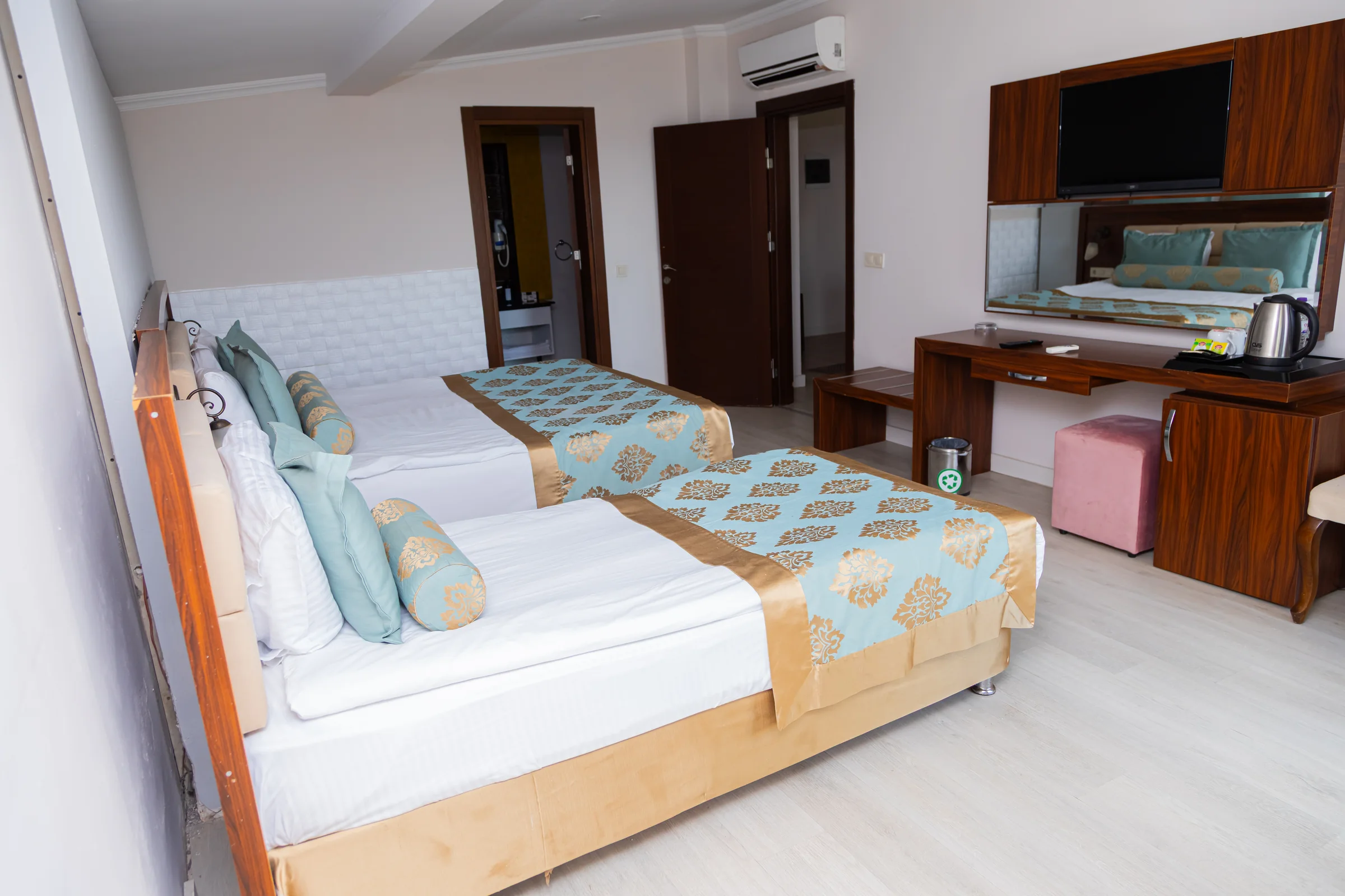 Chambre d’angle at Maya World Park